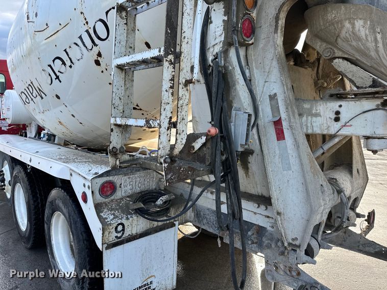 image for item DS4131 2015 Kenworth  W900 ready mix truck