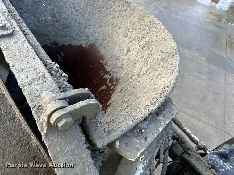 image for item DS4131 2015 Kenworth  W900 ready mix truck