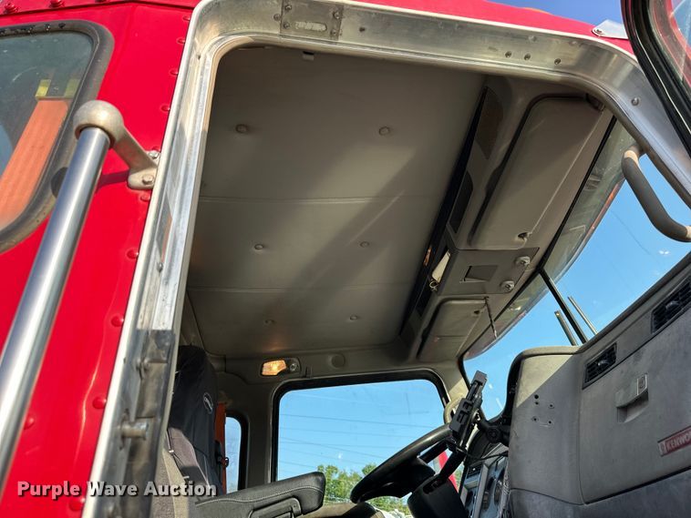 image for item DS4131 2015 Kenworth  W900 ready mix truck