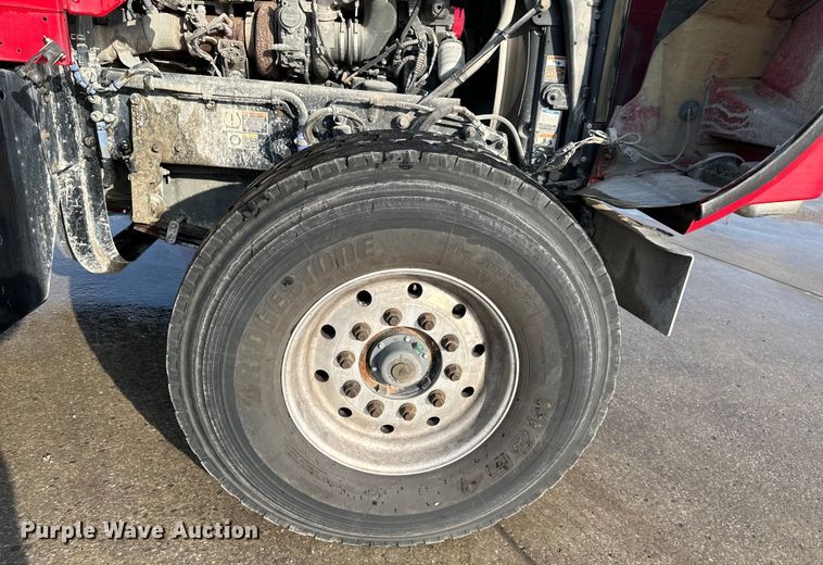 image for item DS4131 2015 Kenworth  W900 ready mix truck