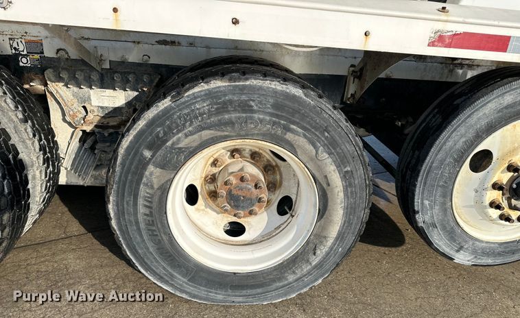 image for item DS4131 2015 Kenworth  W900 ready mix truck