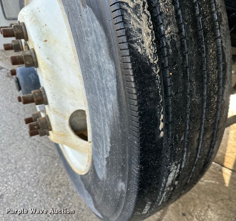 image for item DS4131 2015 Kenworth  W900 ready mix truck