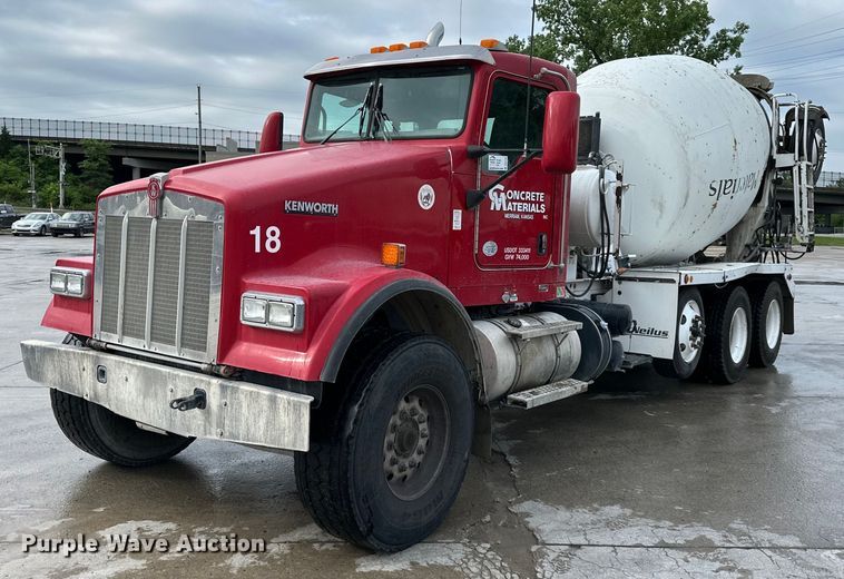 image for item DS4132 2016 Kenworth W900 ready mix truck