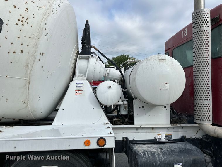 image for item DS4132 2016 Kenworth W900 ready mix truck