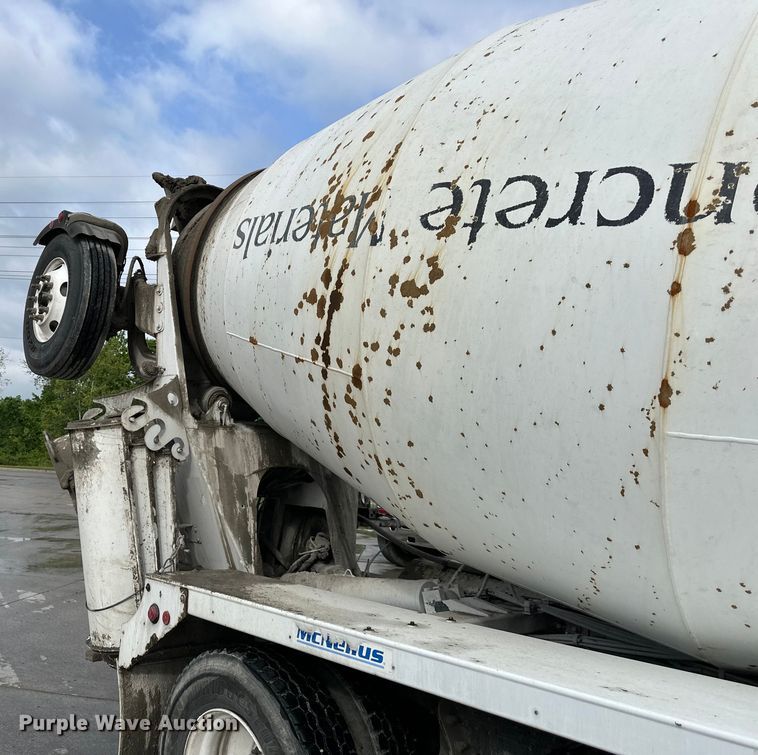 image for item DS4132 2016 Kenworth W900 ready mix truck