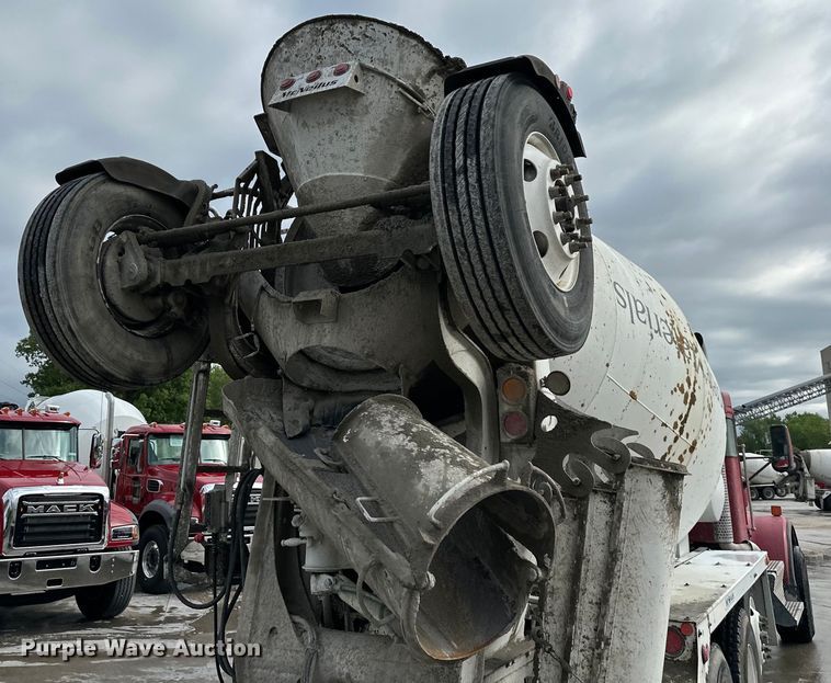 image for item DS4132 2016 Kenworth W900 ready mix truck