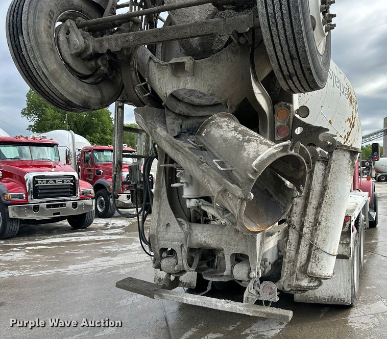 image for item DS4132 2016 Kenworth W900 ready mix truck