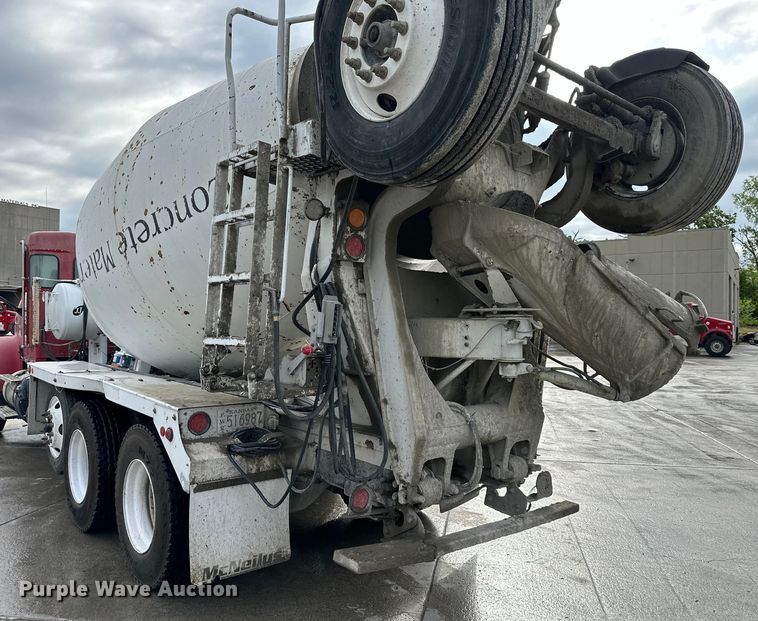 image for item DS4132 2016 Kenworth W900 ready mix truck