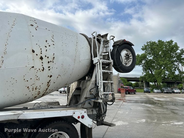 image for item DS4132 2016 Kenworth W900 ready mix truck