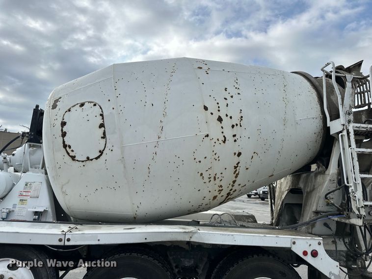 image for item DS4132 2016 Kenworth W900 ready mix truck