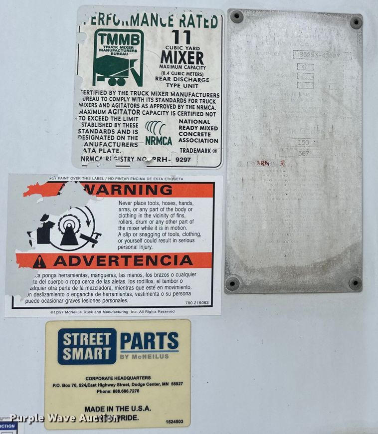 image for item DS4132 2016 Kenworth W900 ready mix truck