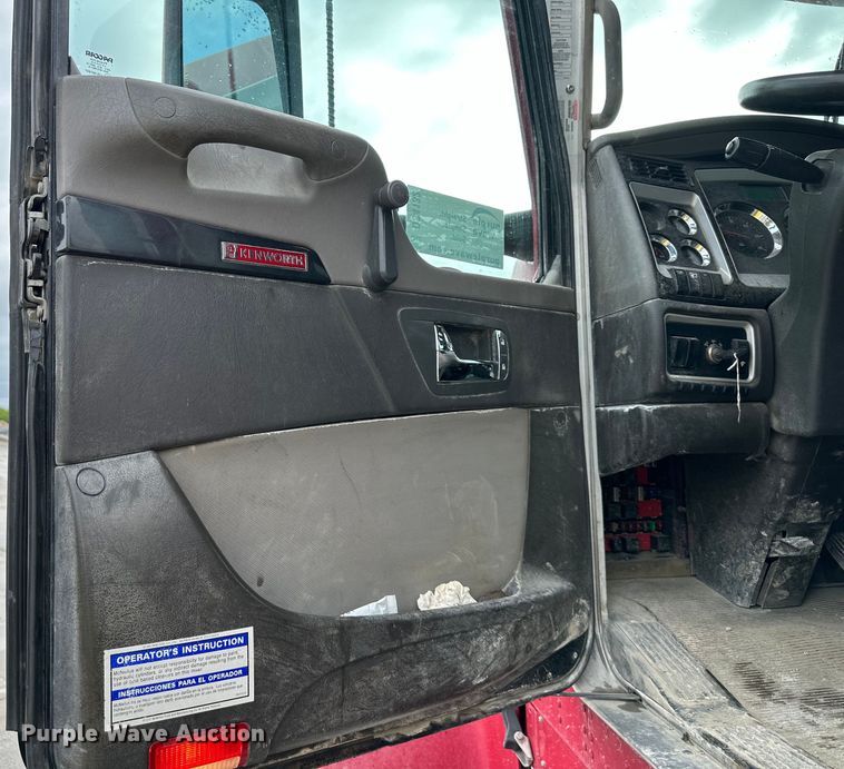 image for item DS4132 2016 Kenworth W900 ready mix truck