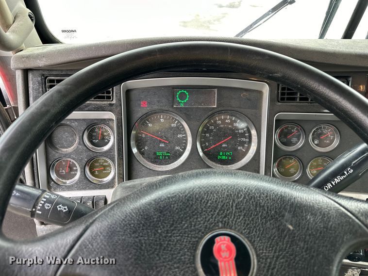 image for item DS4132 2016 Kenworth W900 ready mix truck