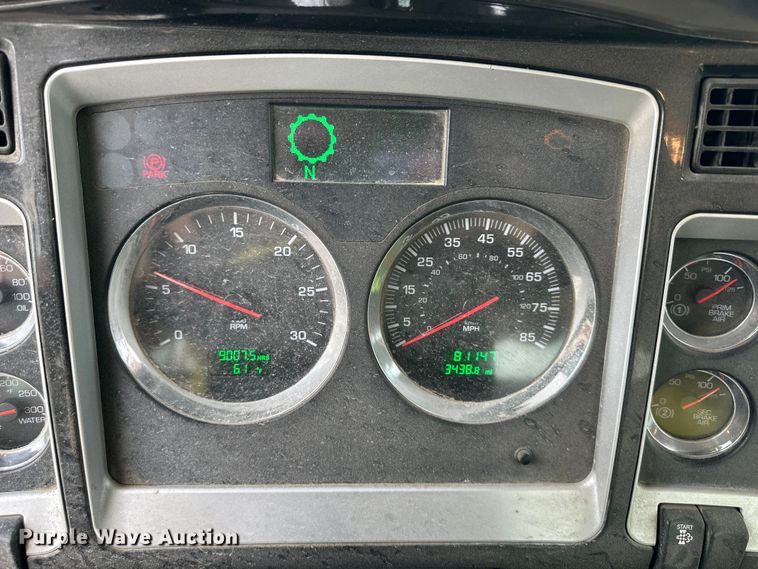 image for item DS4132 2016 Kenworth W900 ready mix truck