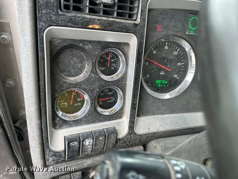 image for item DS4132 2016 Kenworth W900 ready mix truck