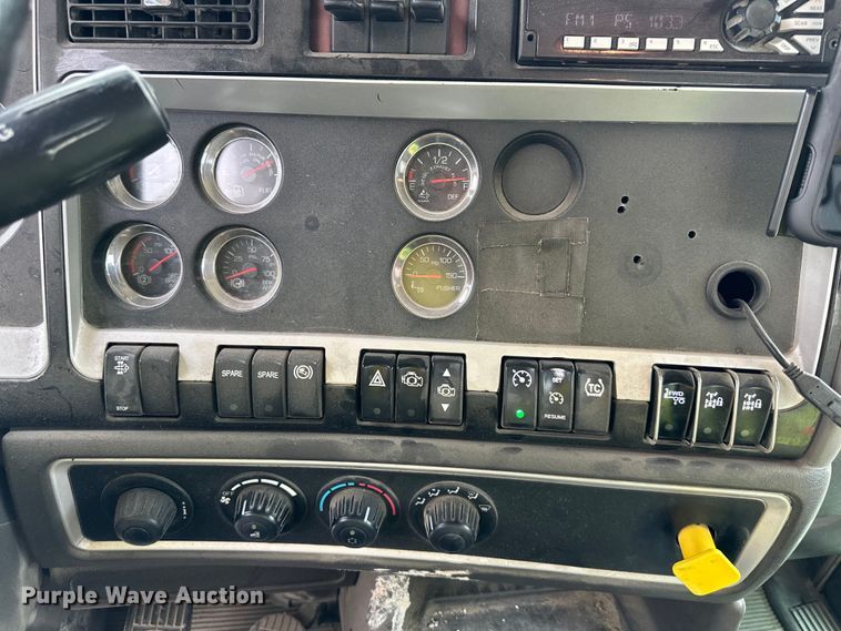 image for item DS4132 2016 Kenworth W900 ready mix truck