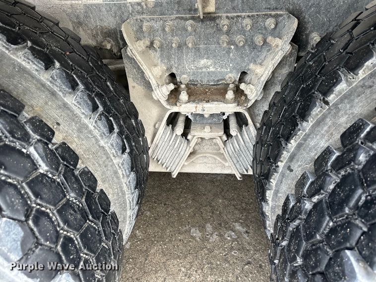 image for item DS4132 2016 Kenworth W900 ready mix truck