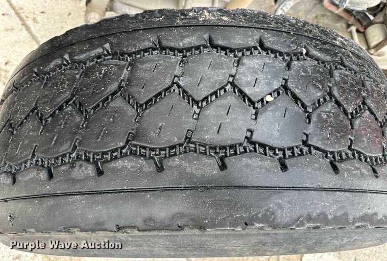 image for item DS4132 2016 Kenworth W900 ready mix truck