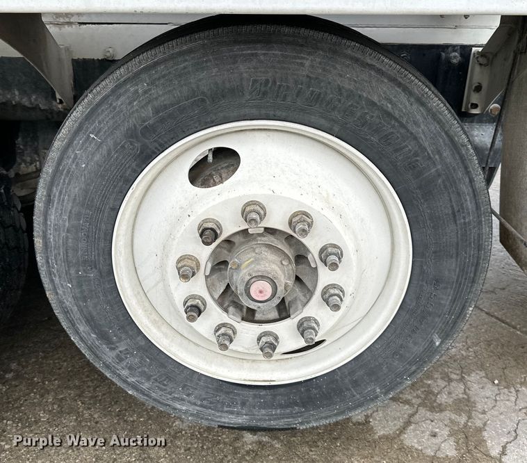 image for item DS4132 2016 Kenworth W900 ready mix truck