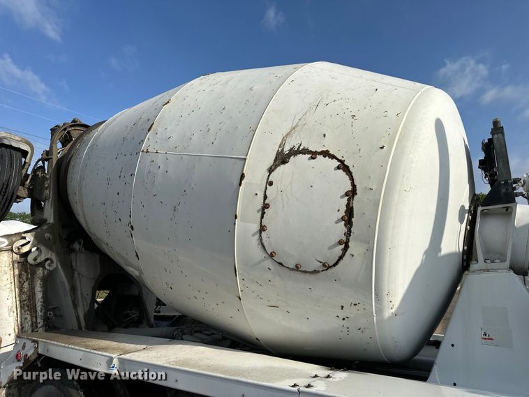 image for item DS4133 2016 Kenworth ready mix truck