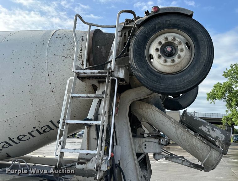 image for item DS4133 2016 Kenworth ready mix truck