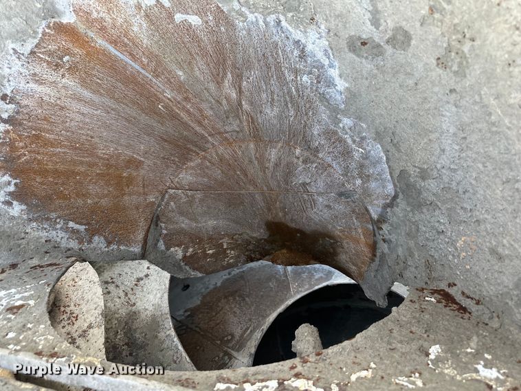 image for item DS4133 2016 Kenworth ready mix truck