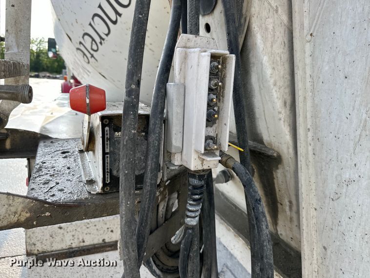 image for item DS4133 2016 Kenworth ready mix truck