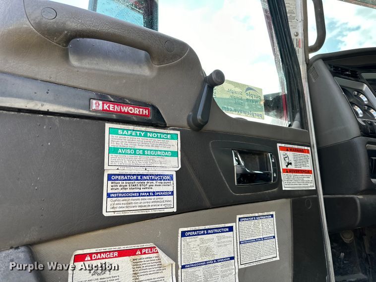 image for item DS4133 2016 Kenworth ready mix truck