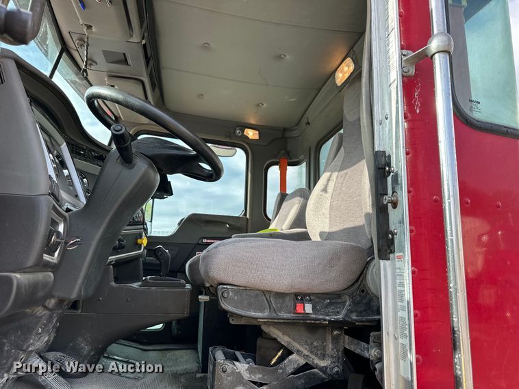 image for item DS4133 2016 Kenworth ready mix truck