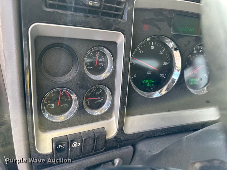 image for item DS4133 2016 Kenworth ready mix truck