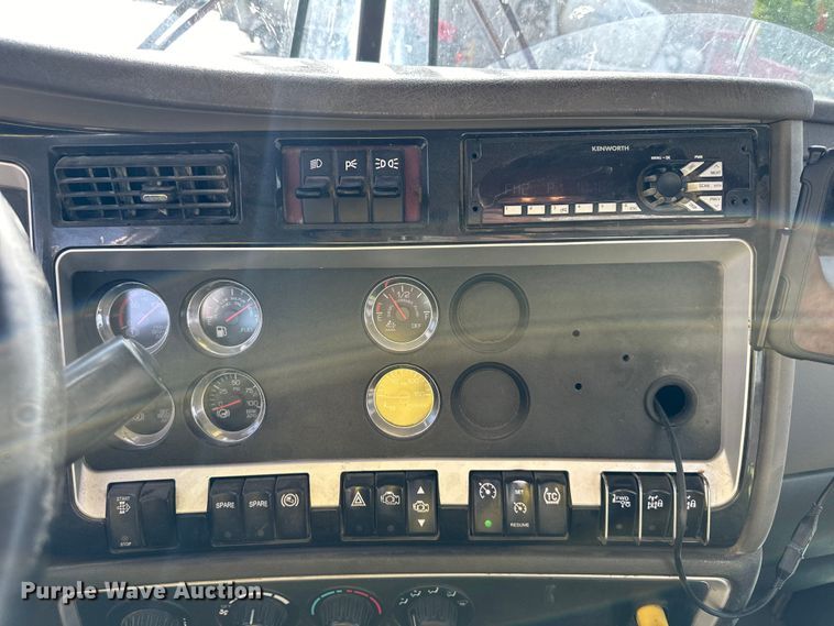 image for item DS4133 2016 Kenworth ready mix truck