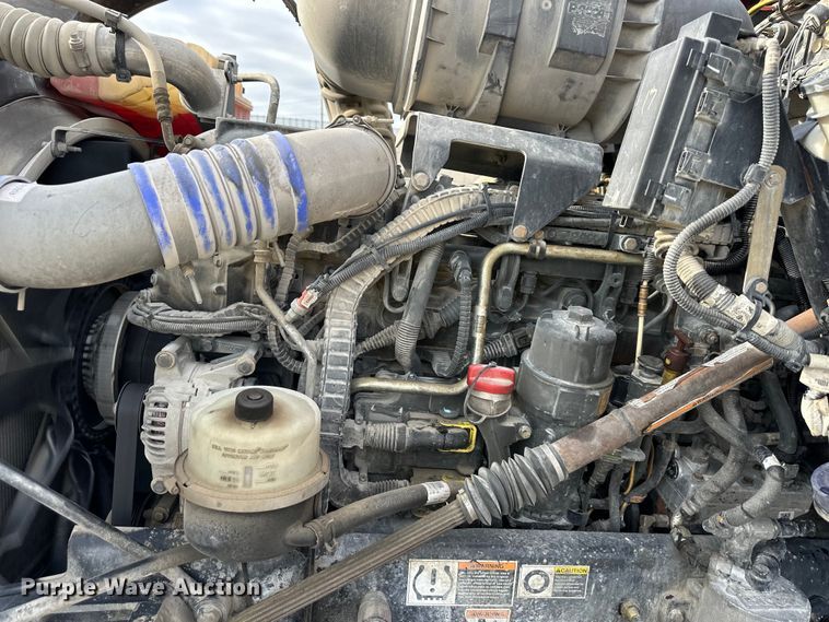 image for item DS4133 2016 Kenworth ready mix truck