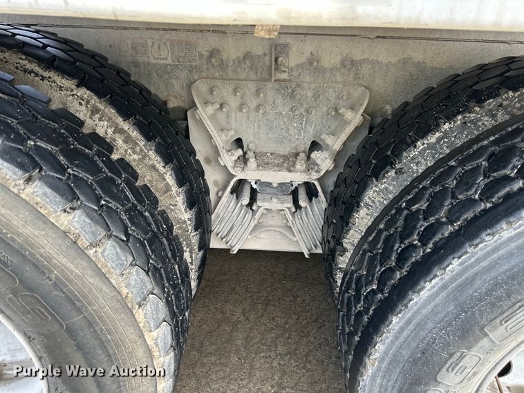 image for item DS4133 2016 Kenworth ready mix truck