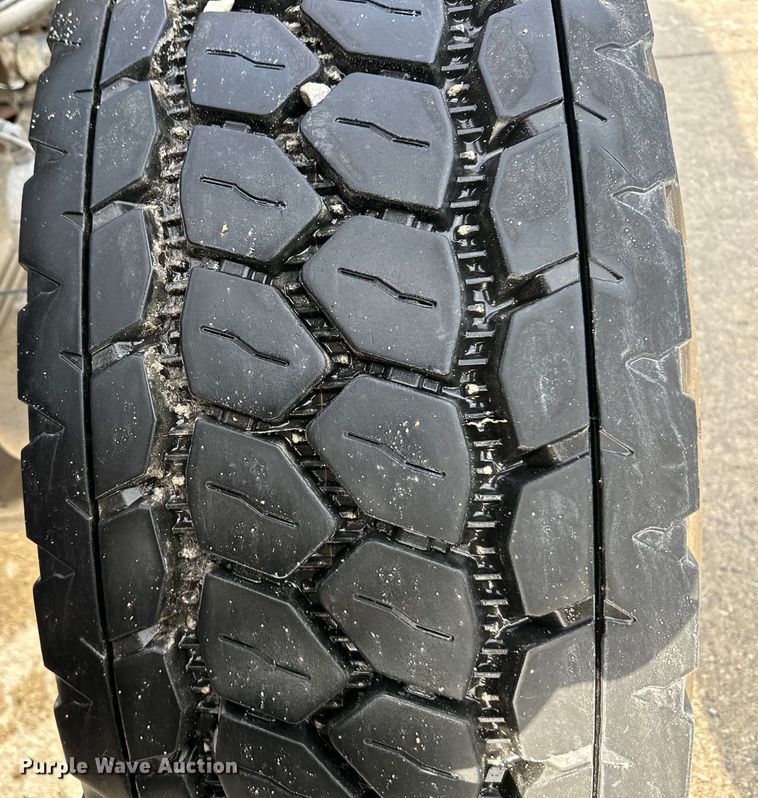 image for item DS4133 2016 Kenworth ready mix truck