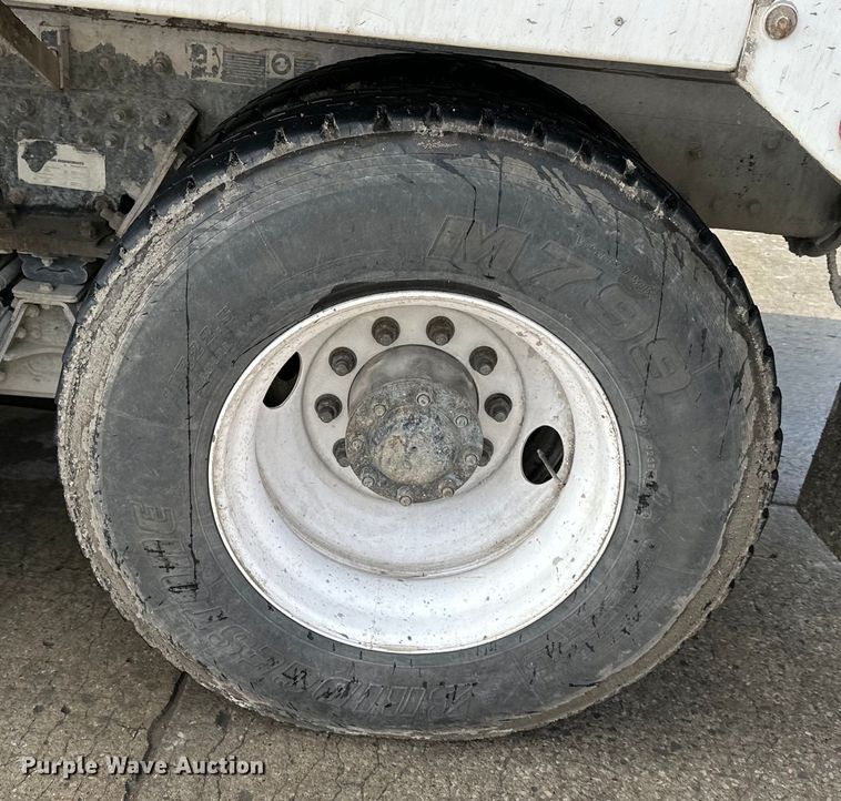 image for item DS4133 2016 Kenworth ready mix truck