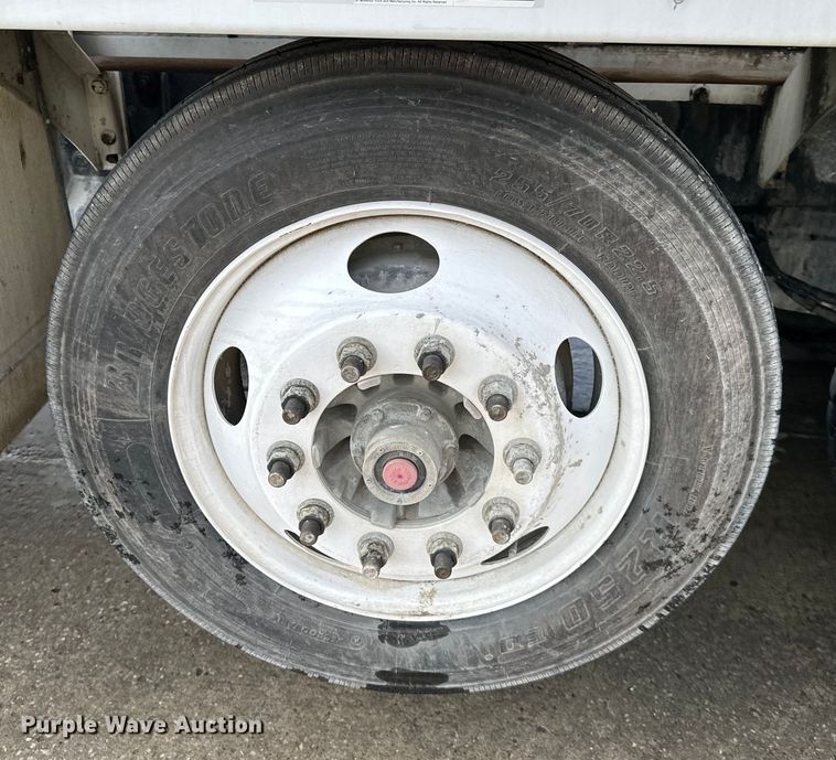 image for item DS4133 2016 Kenworth ready mix truck