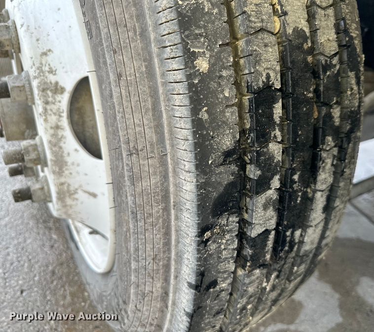 image for item DS4133 2016 Kenworth ready mix truck