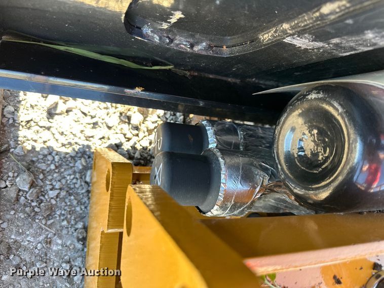 image for item DS4146 2023 AGT  SSHH680 skid steer breaker