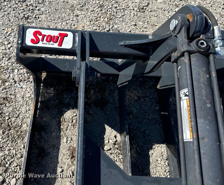 image for item DS4157 Stout  HD72-8 skid steer grapple bucket
