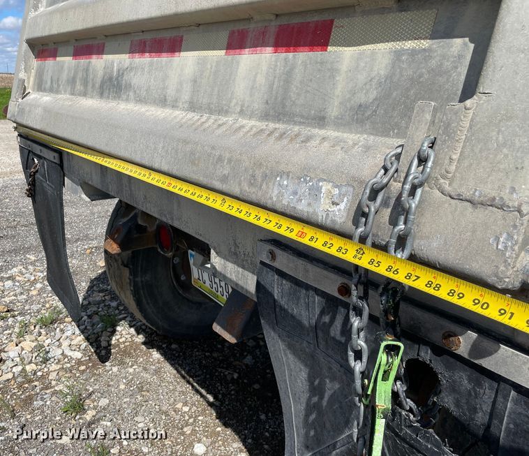 image for item DS5506 1994 Brady Truck Equipment end dump pup trailer