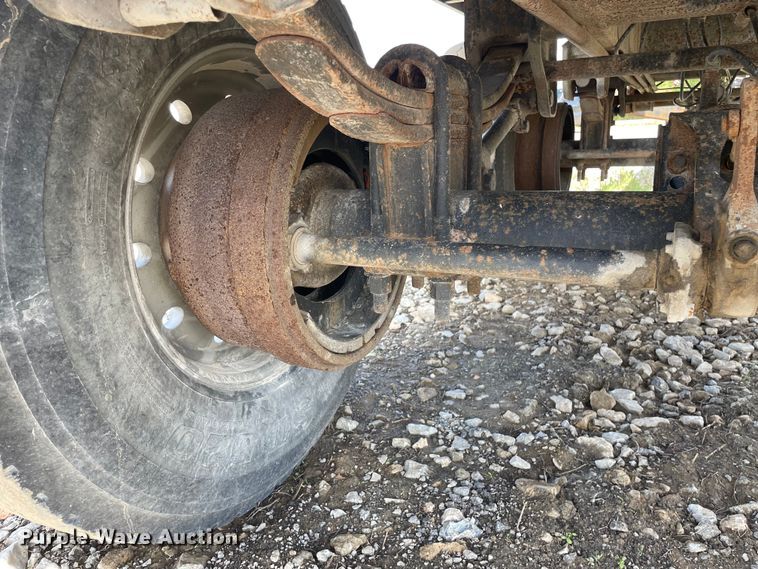 image for item DS5506 1994 Brady Truck Equipment end dump pup trailer