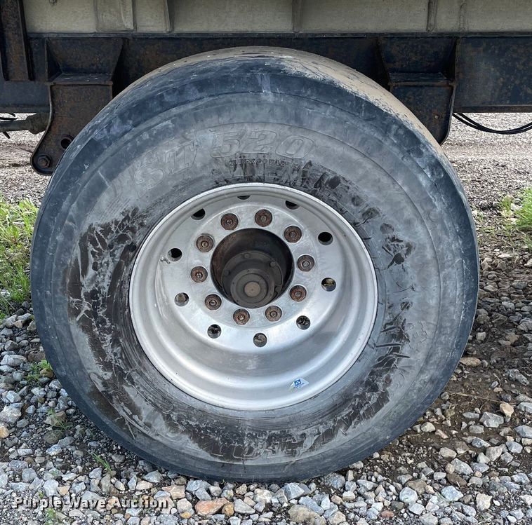 image for item DS5506 1994 Brady Truck Equipment end dump pup trailer