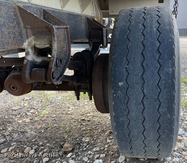 image for item DS5506 1994 Brady Truck Equipment end dump pup trailer