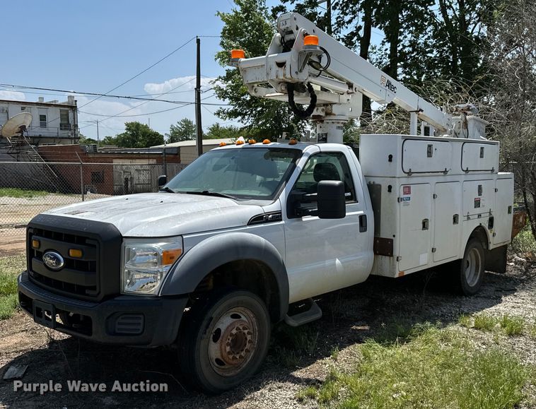 image for item DX0478 2011 Ford F450 Super Duty bucket truck