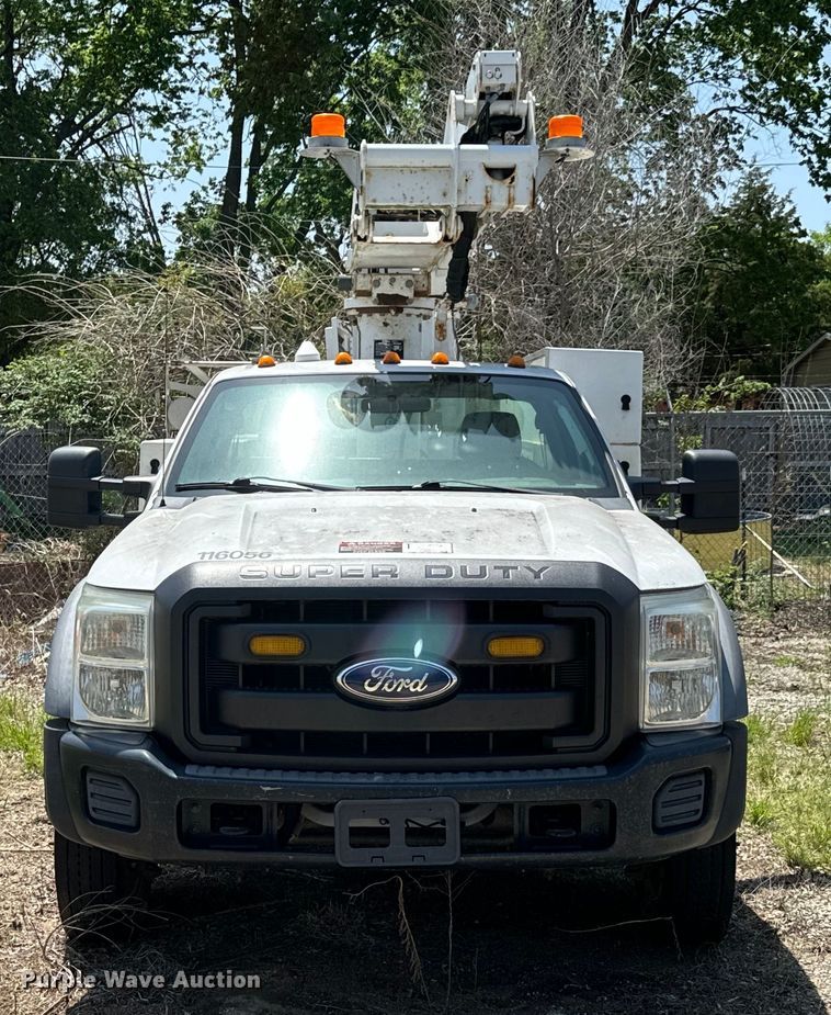 image for item DX0478 2011 Ford F450 Super Duty bucket truck