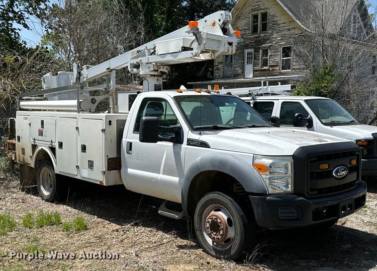 image for item DX0478 2011 Ford F450 Super Duty bucket truck