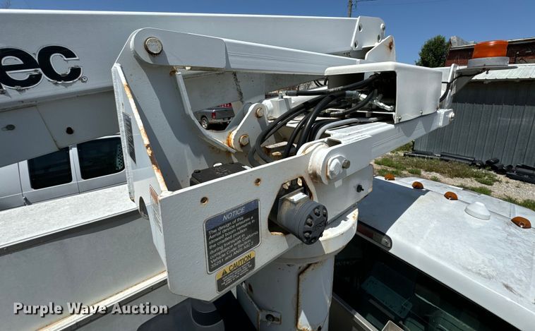 image for item DX0478 2011 Ford F450 Super Duty bucket truck