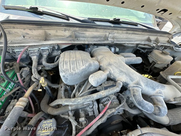 image for item DX0478 2011 Ford F450 Super Duty bucket truck