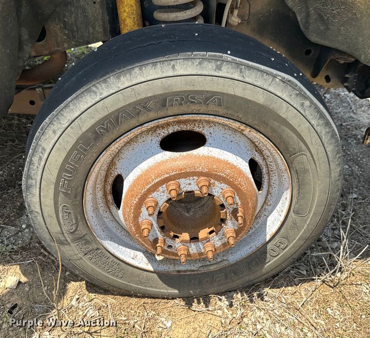 image for item DX0478 2011 Ford F450 Super Duty bucket truck