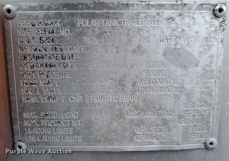 image for item EG1366 2012 International WorkStar 7600 SBA tank truck